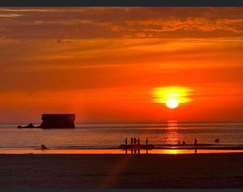 Le Brise Lame Maison Neuve A 2 Pas De La Plage เลอปอร์เตล ภายนอก รูปภาพ